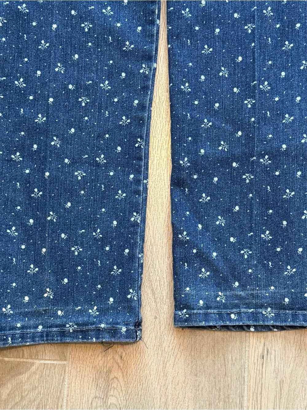 Vanderbilt Floral Print Denim Jeans sz 10 - Picture 7 of 8